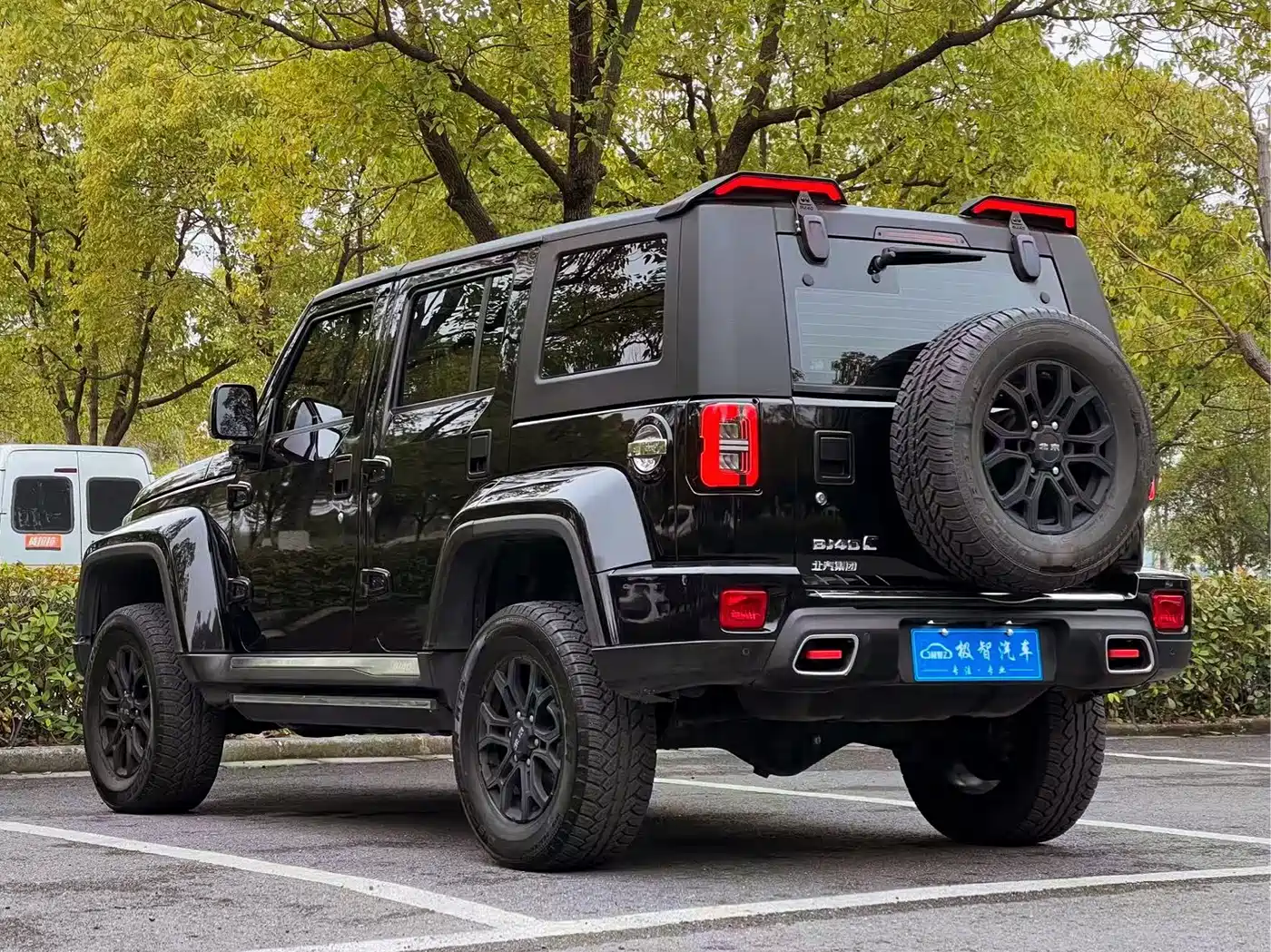 BAIC ORV Beijing Offroad BJ40 2023 2.0T Auto 4WD Urban Hunter Knight Edition фото 7