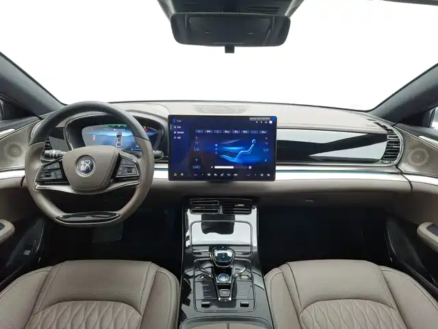 BYD Han 2024 DM-i Glory Edition 121KM Premium — фото 5