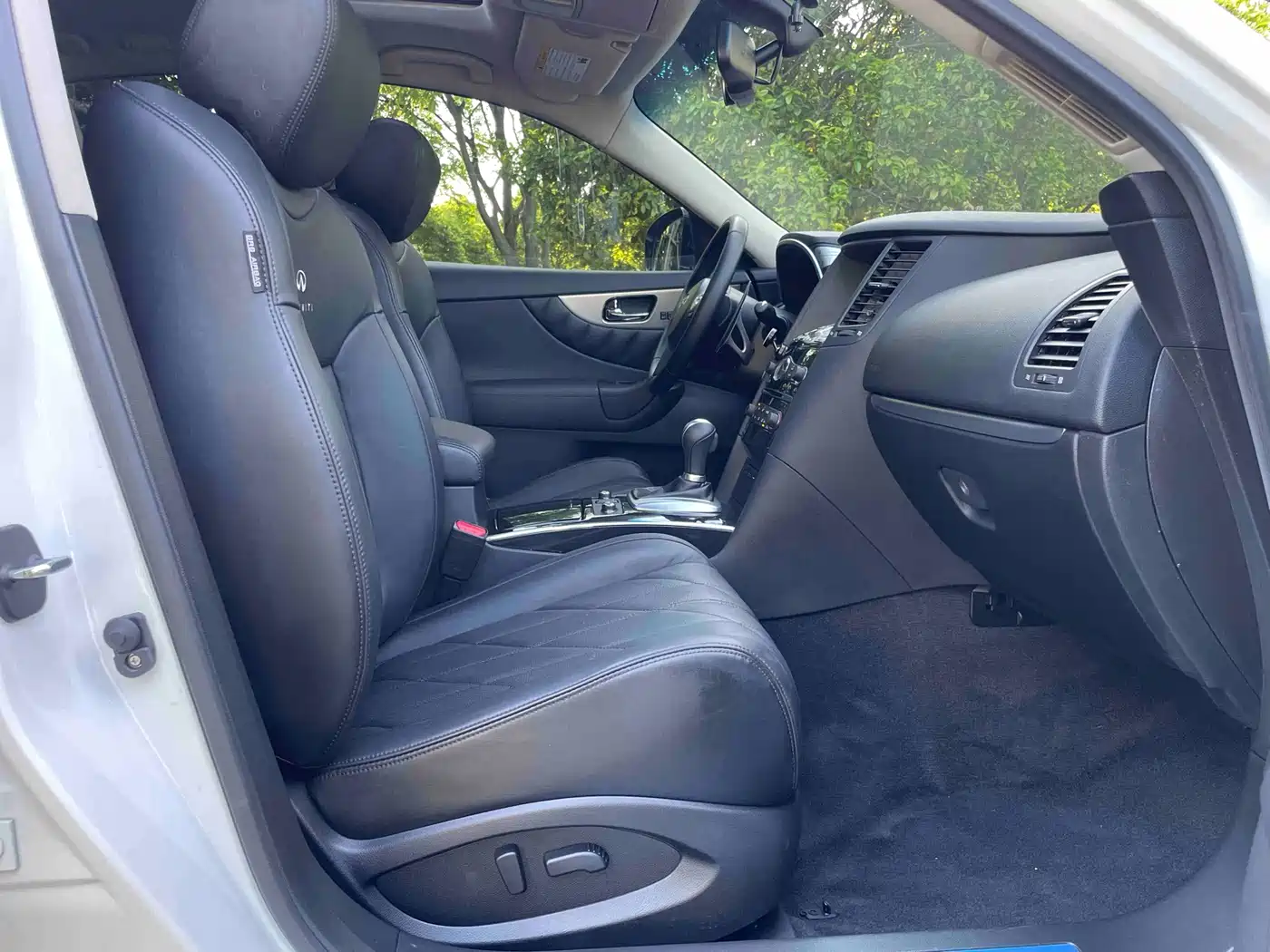 Infiniti QX70 2015 2013 3.7L Standard Edition