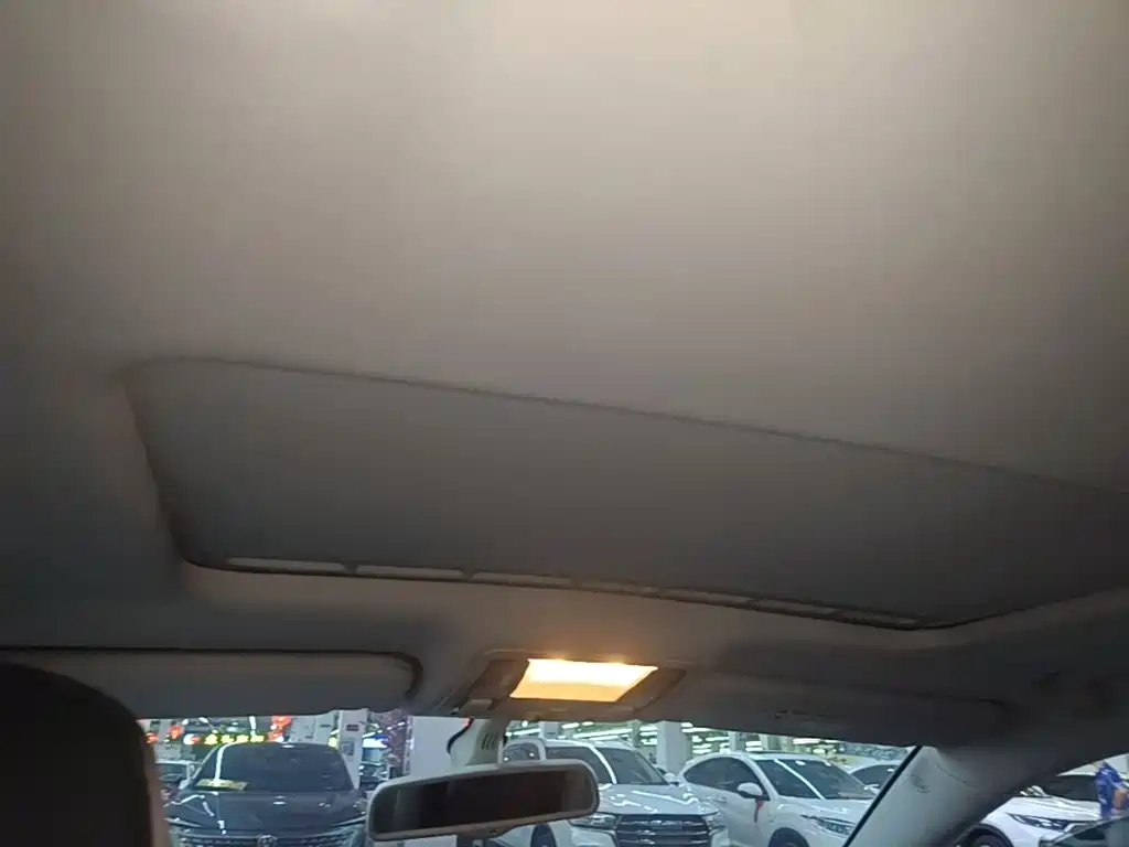 Hongqi H7 2020 2019 1.8T Comfort Edition