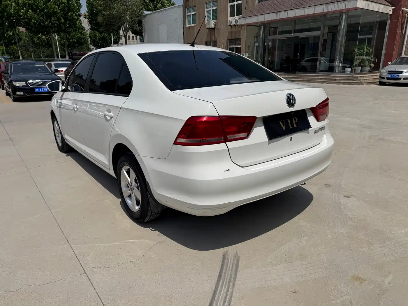 Volkswagen Santana 2015 1.4L Manual Trend Edition фото 9