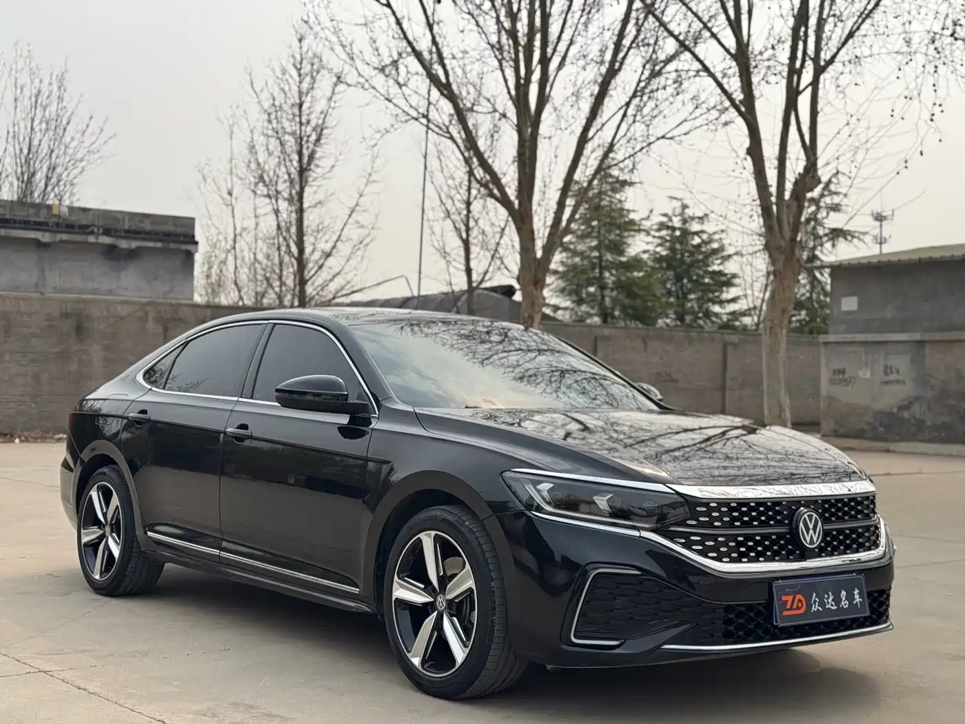 Volkswagen Passat 2024 330TSI Starlight Elite Edition фото 3