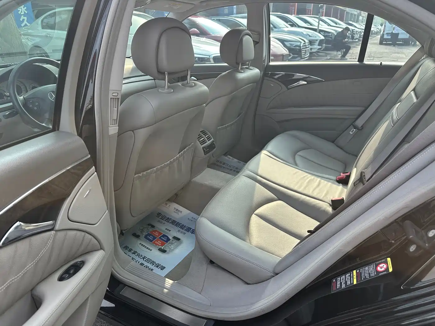 Mercedes-Benz E-Class 2005 E 280 фото 10