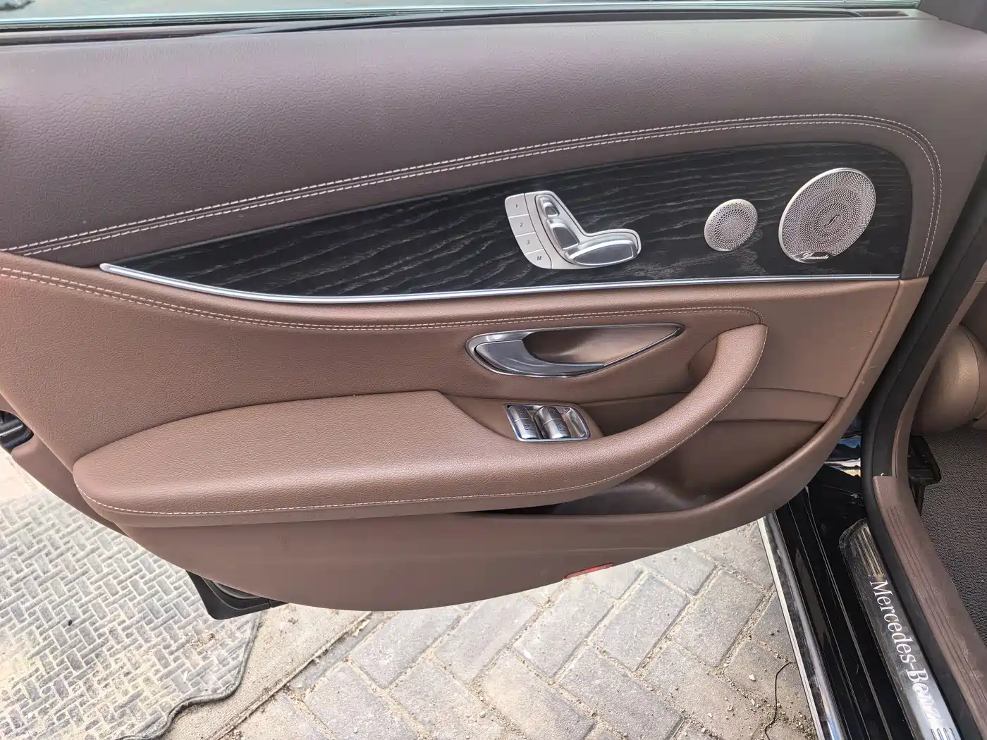 Mercedes-Benz E-Class 2023 E 300 L Luxury фото 12
