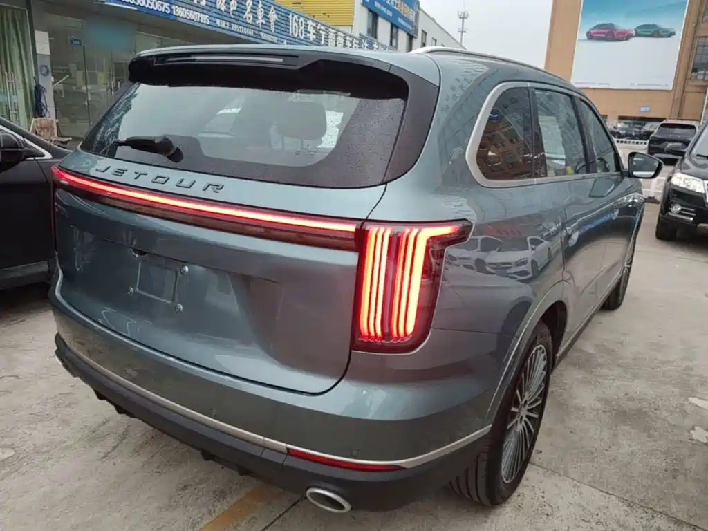 Jetour X70L 2025 2025 2.0T Automatic Flagship 7-Seater