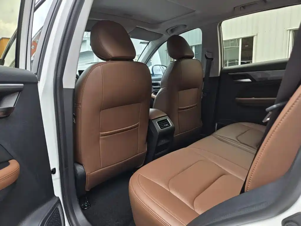 Geely Emgrand X6 2023 2021 Model PRO 1.4T Automatic Premium