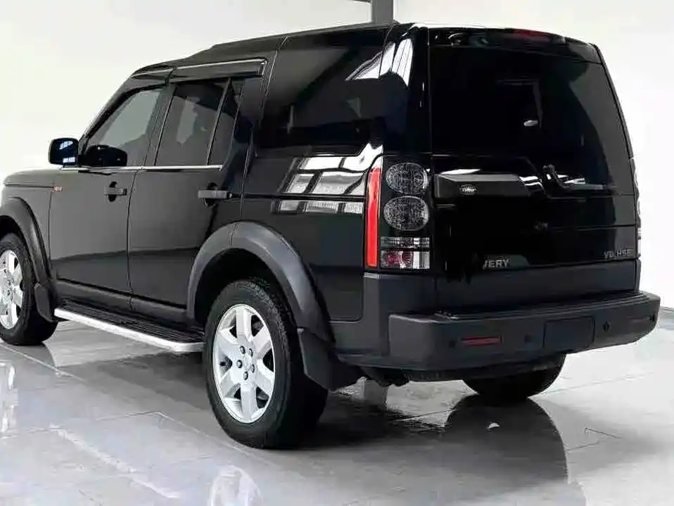 Фото 9 - Land Rover Discovery