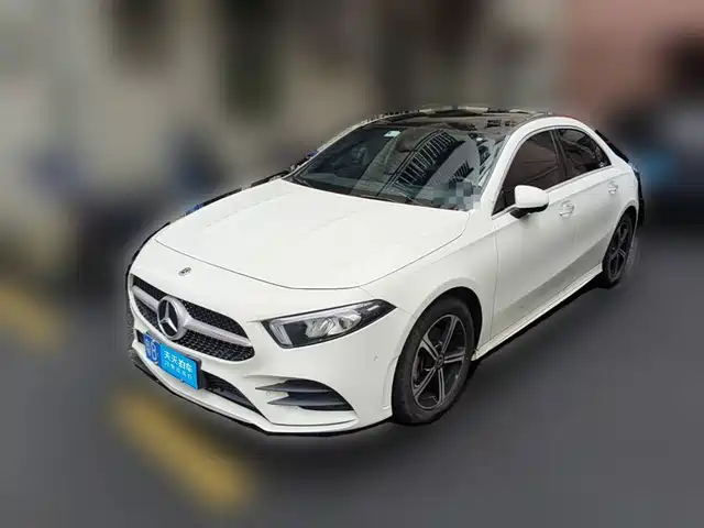 Mercedes-Benz A-Class 2022 Facelift II A 200 L Sport Sedan Fashion — фото 1
