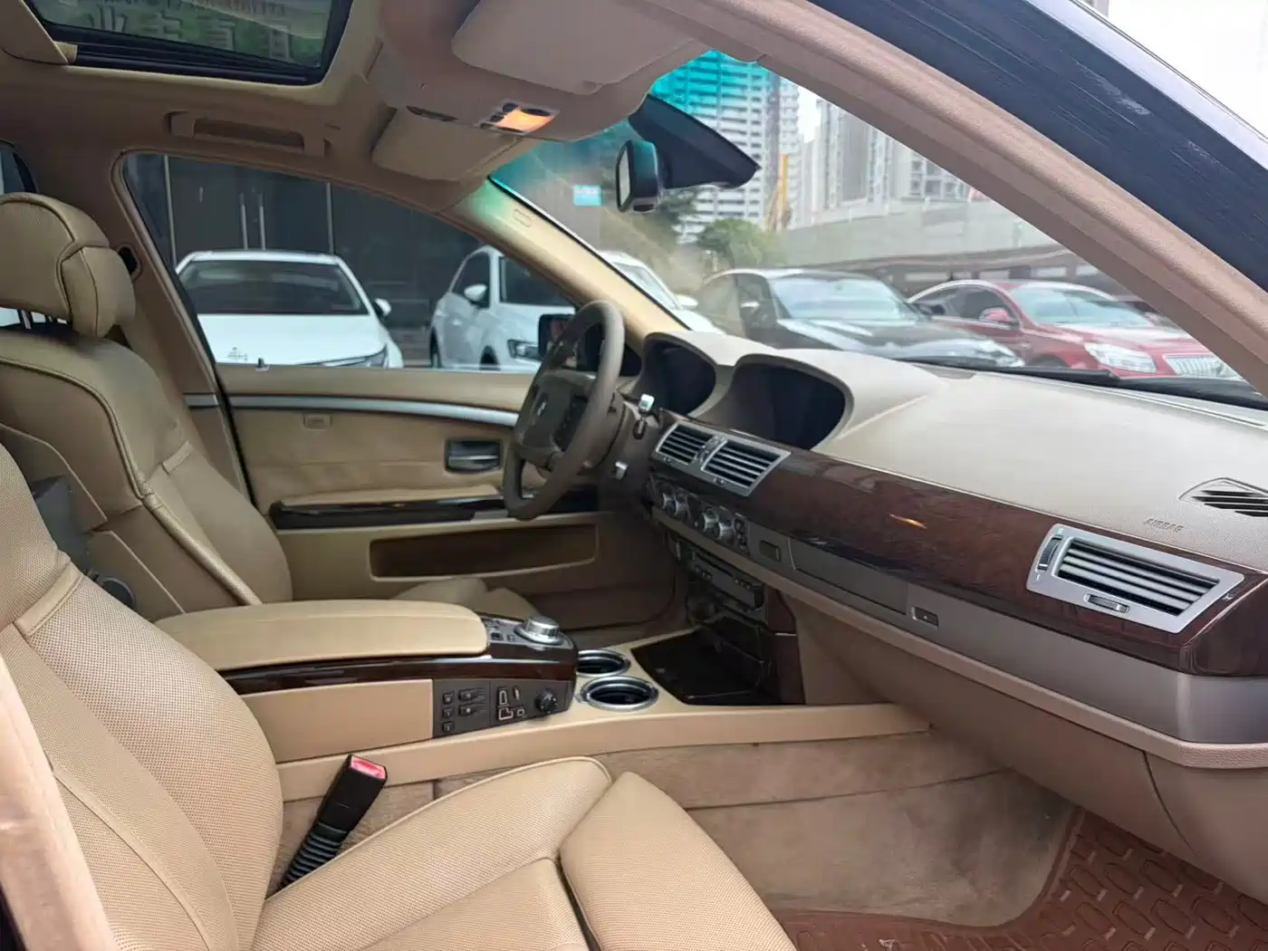 BMW 7 Series 2005 Model 740Li фото 6