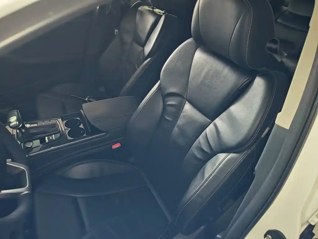 Hongqi H5 2018 2018 30TD Smart Connect Agile Edition