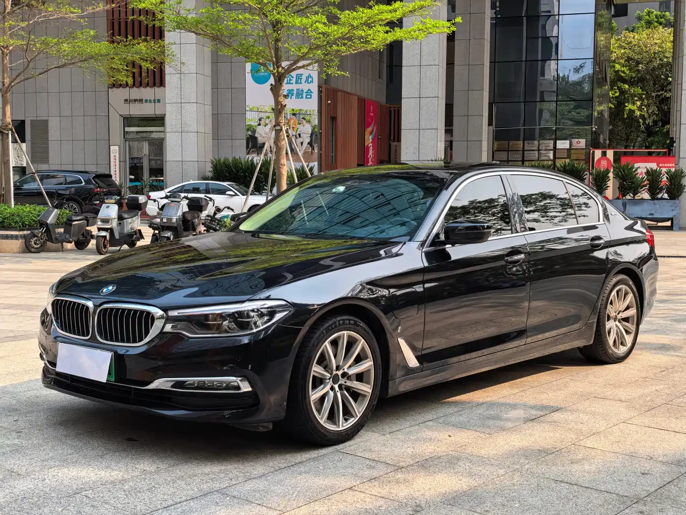 BMW 5 SERIES NEW ENERGY