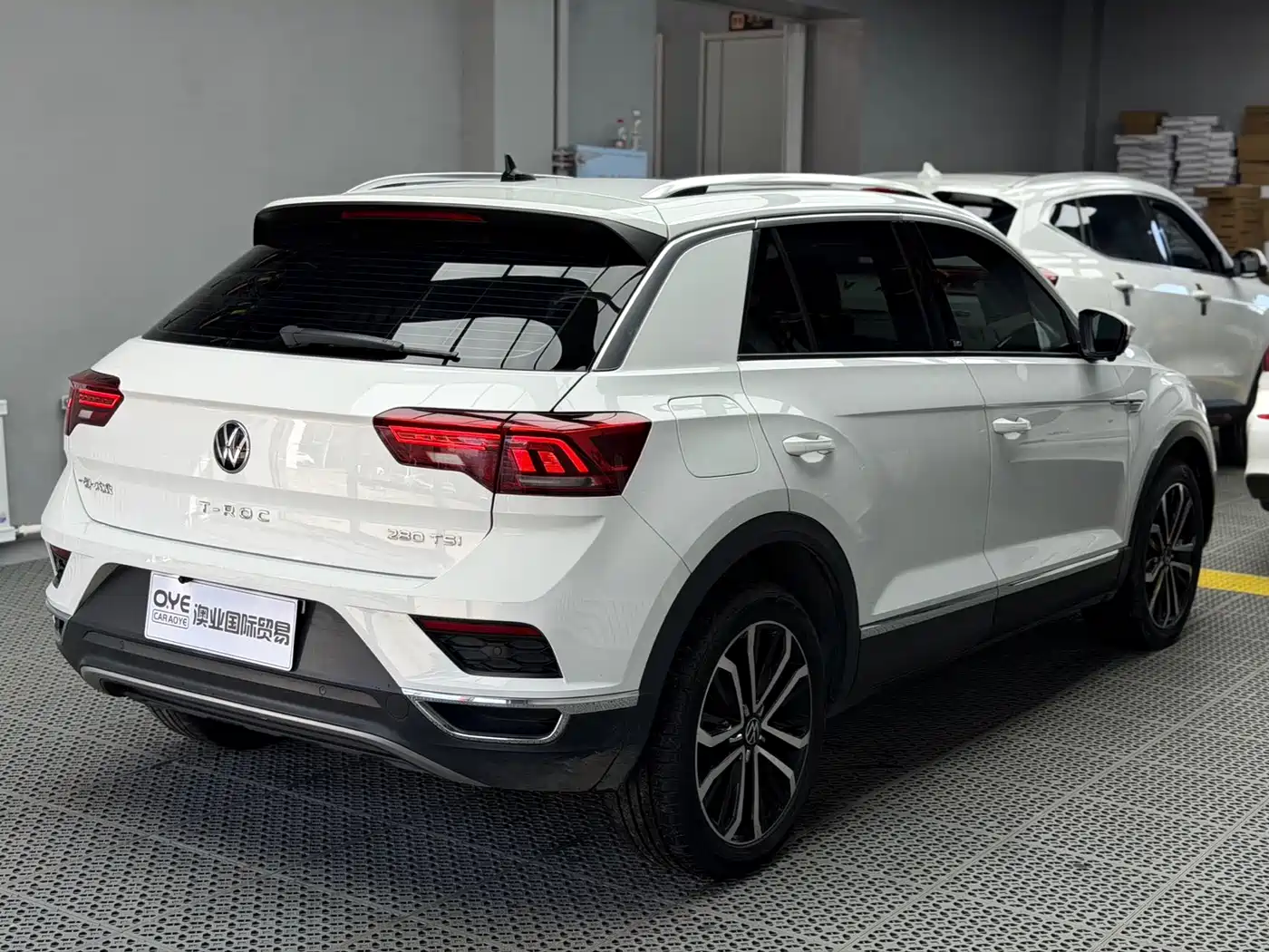 Volkswagen T-ROC 2021 280TSI DSG 2WD Comfort Smart Connect Edition фото 6
