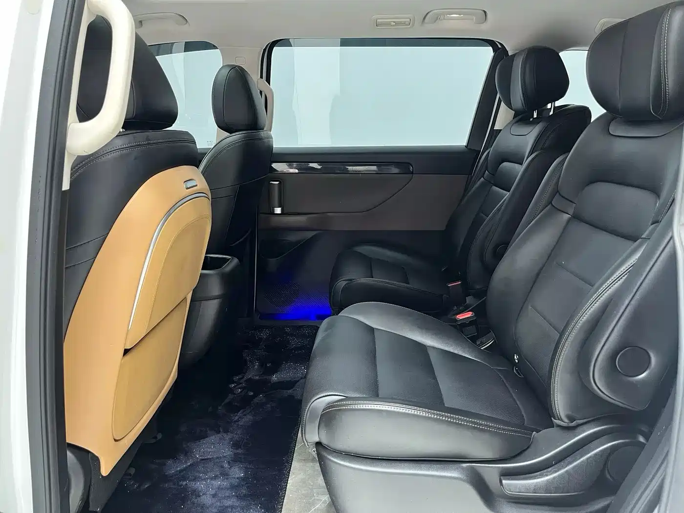 GAC Trumpchi Trumpchi E8 NEV 2024 150km PRO фото 5