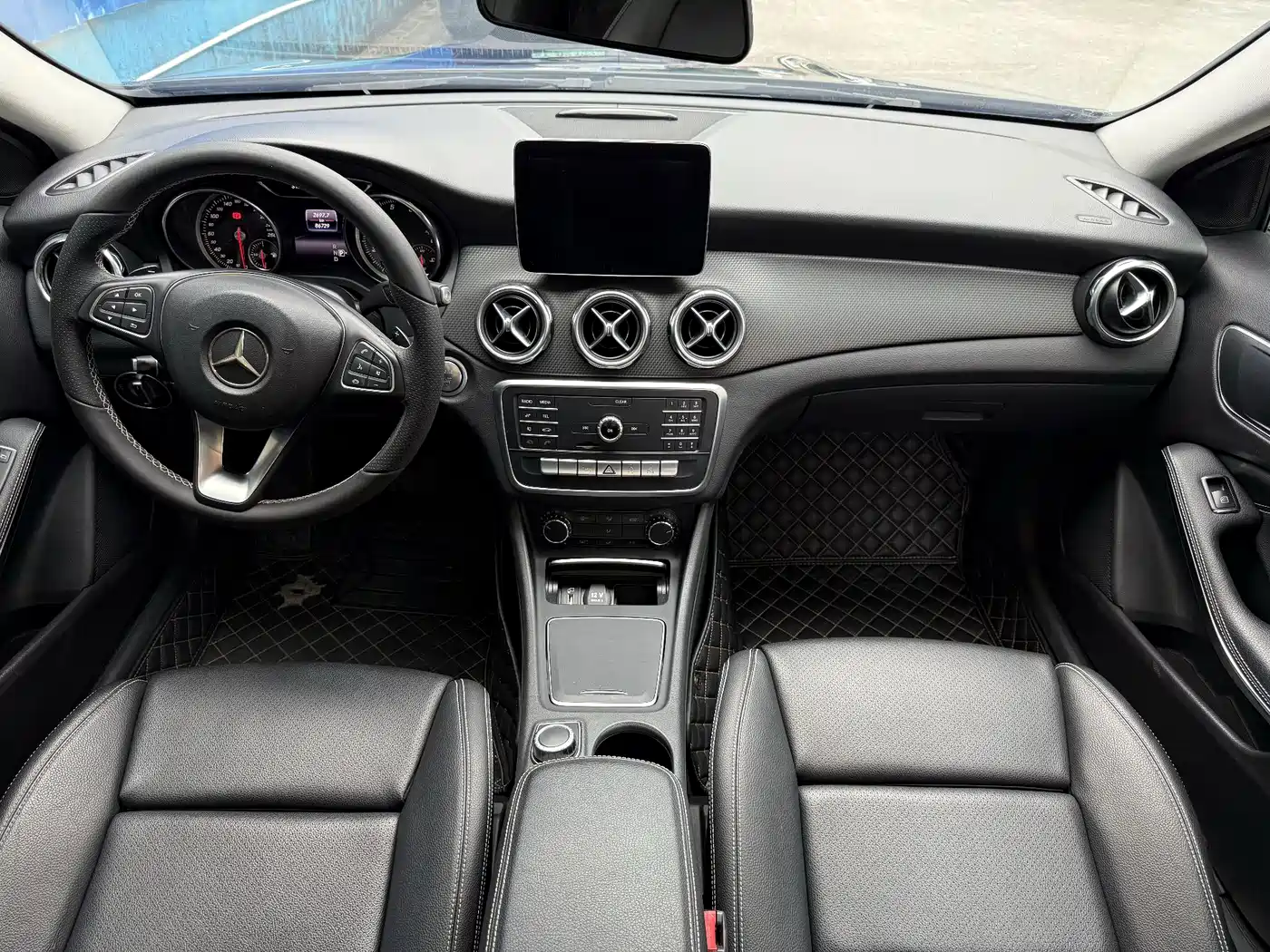 Mercedes-Benz GLA 2018 GLA 200 Fashion фото 4