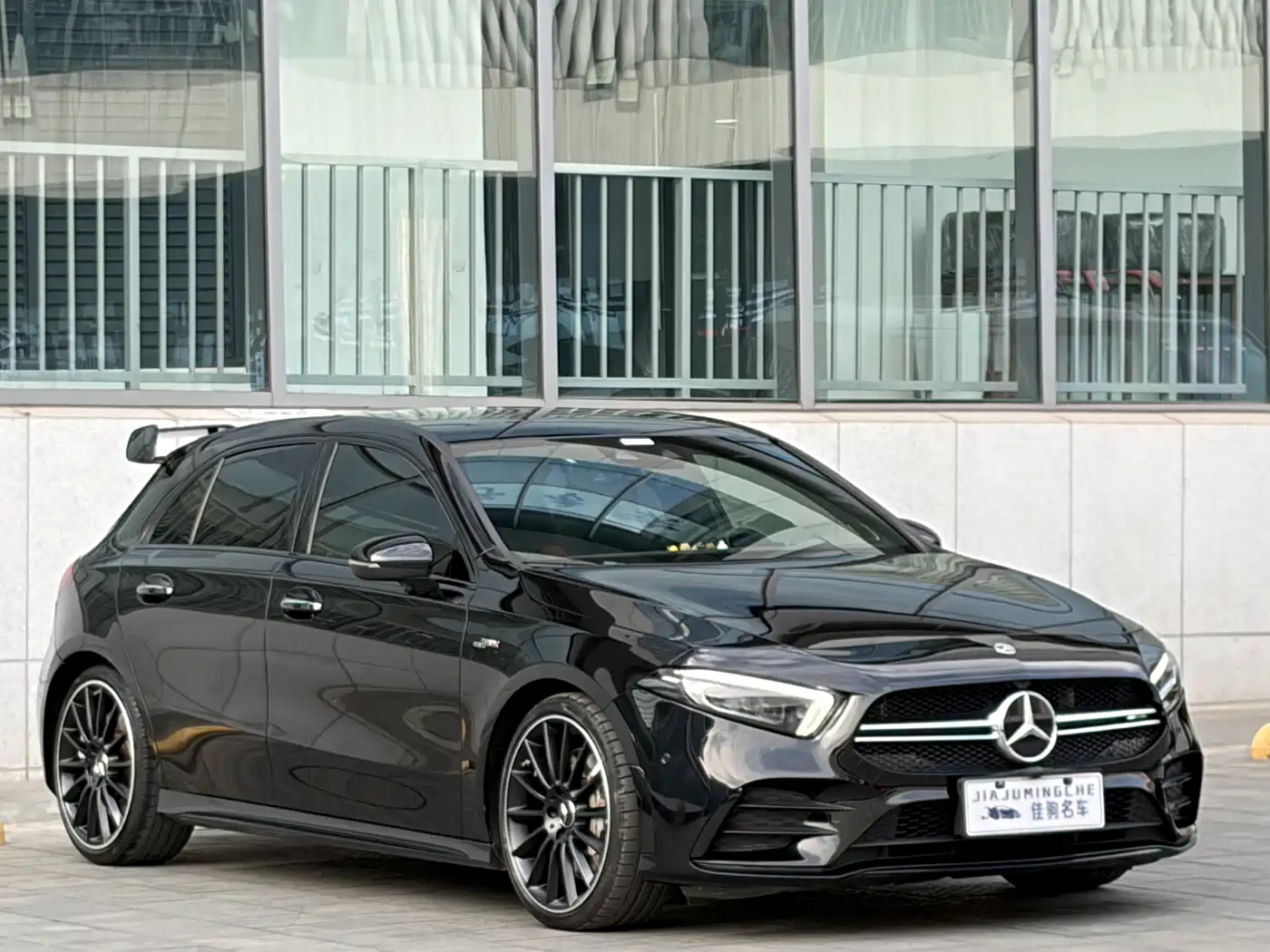 Mercedes-Benz A-Class AMG (Import) 2022 AMG A 35 4MATIC фото 3