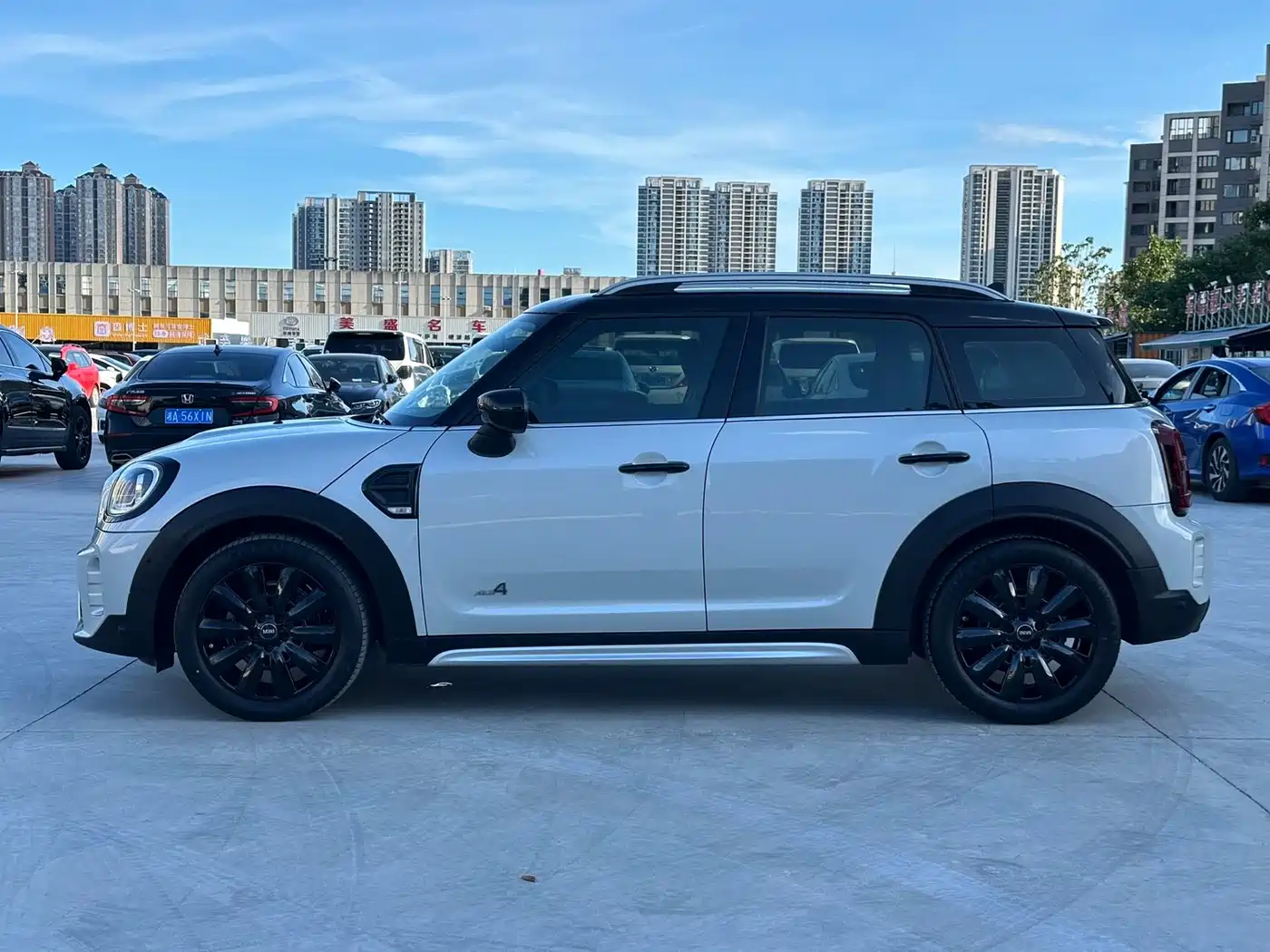 MINI COUNTRYMAN 2022 2022 1.5T COOPER ALL4 Connoisseur