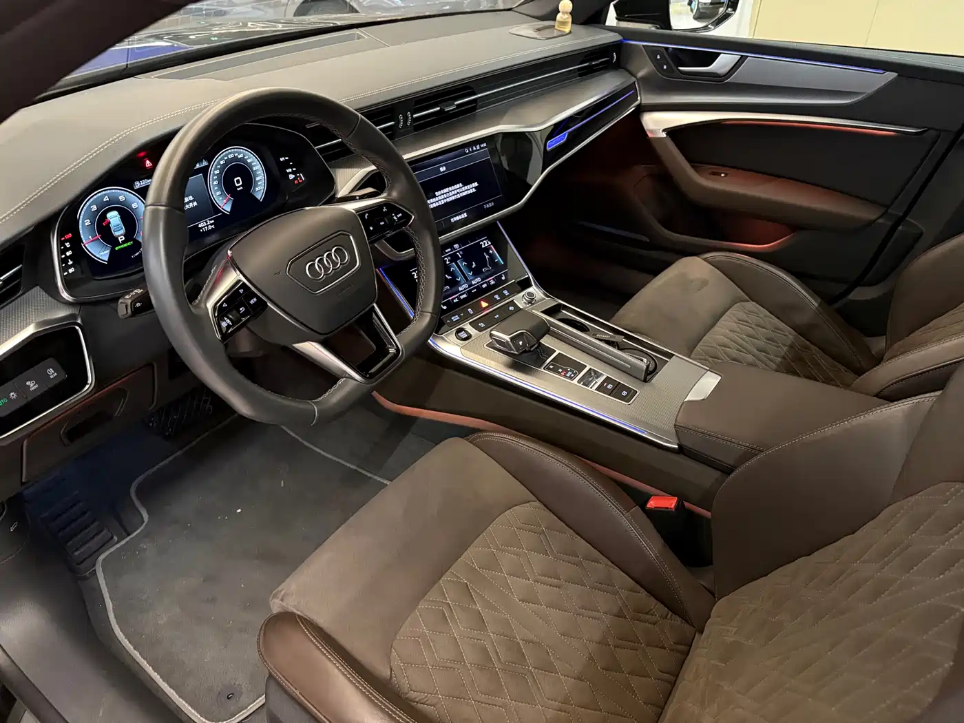 AUDI A7L