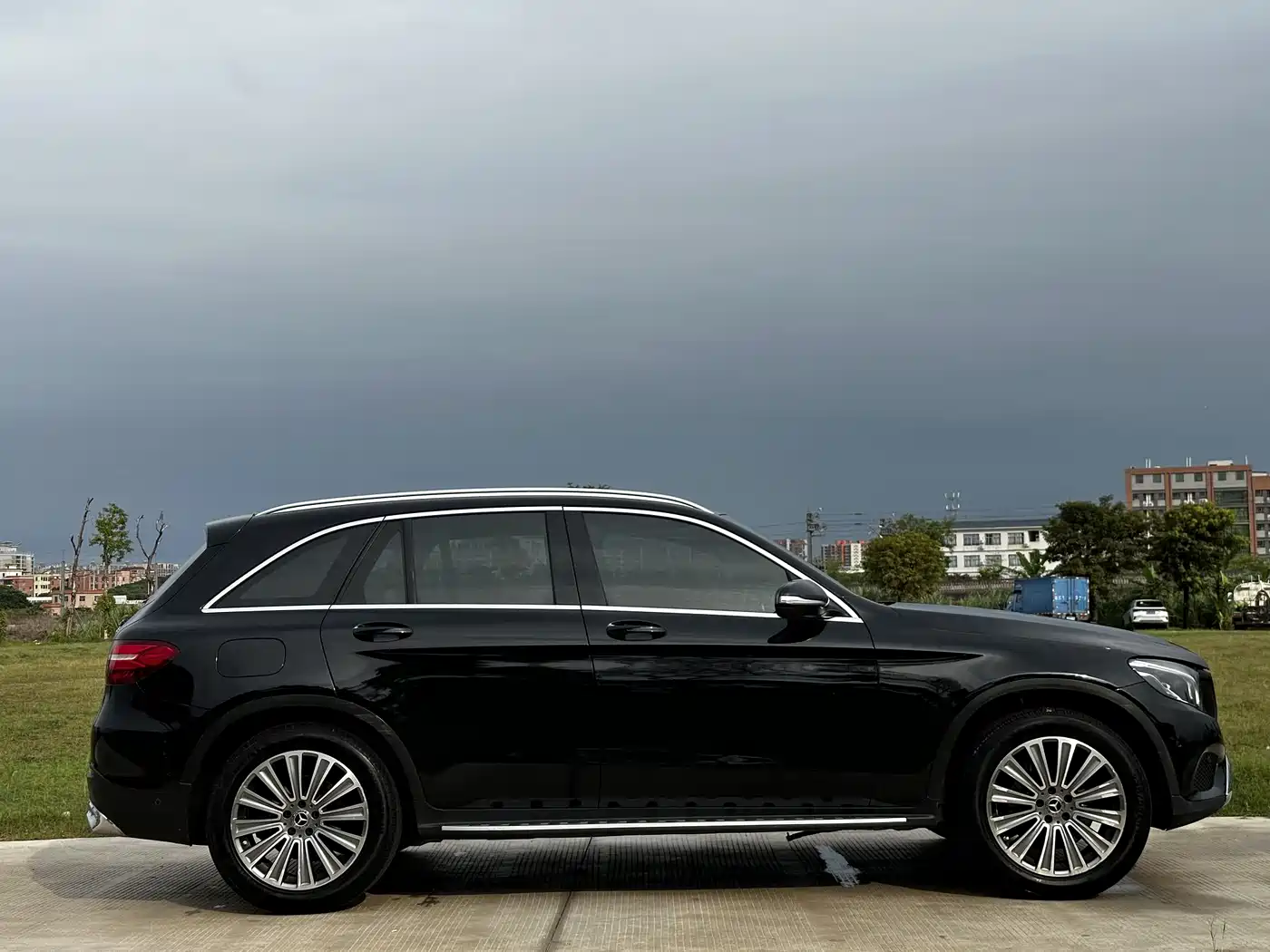Mercedes-Benz GLC 2017 GLC 200 4MATIC фото 5