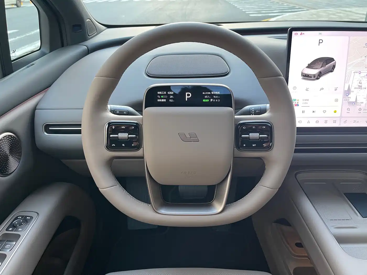 Li Auto i6 2025 2025 4WD Base Model