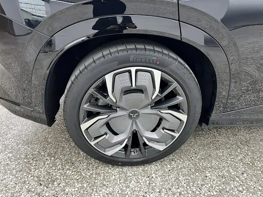 Hongqi HONGQI TIANGONG 08