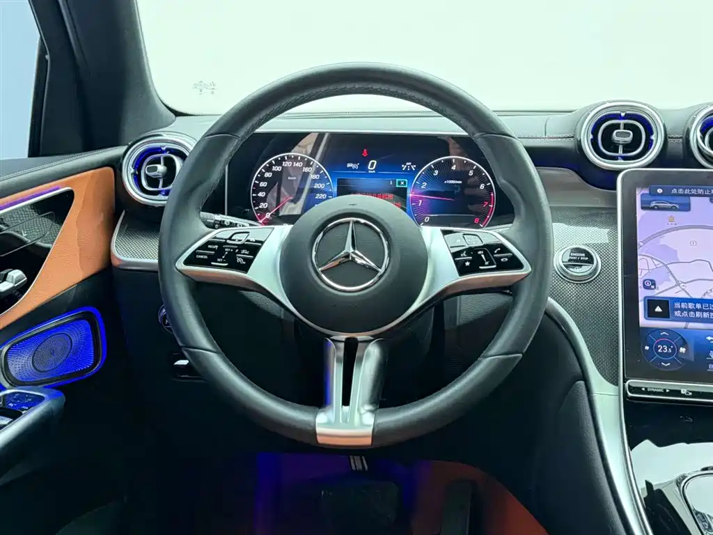 Mercedes-Benz GLC 2023 GLC 260 L 4MATIC Sport 5-seater фото 27