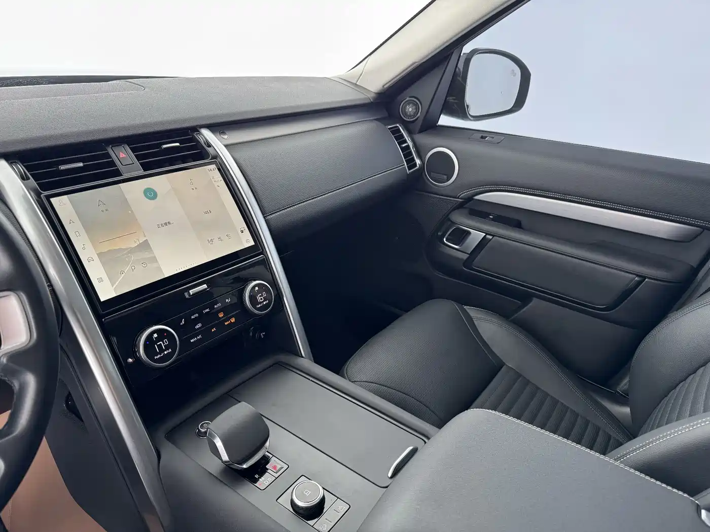Land Rover Discovery 2024 2024 360PS Dynamic SE
