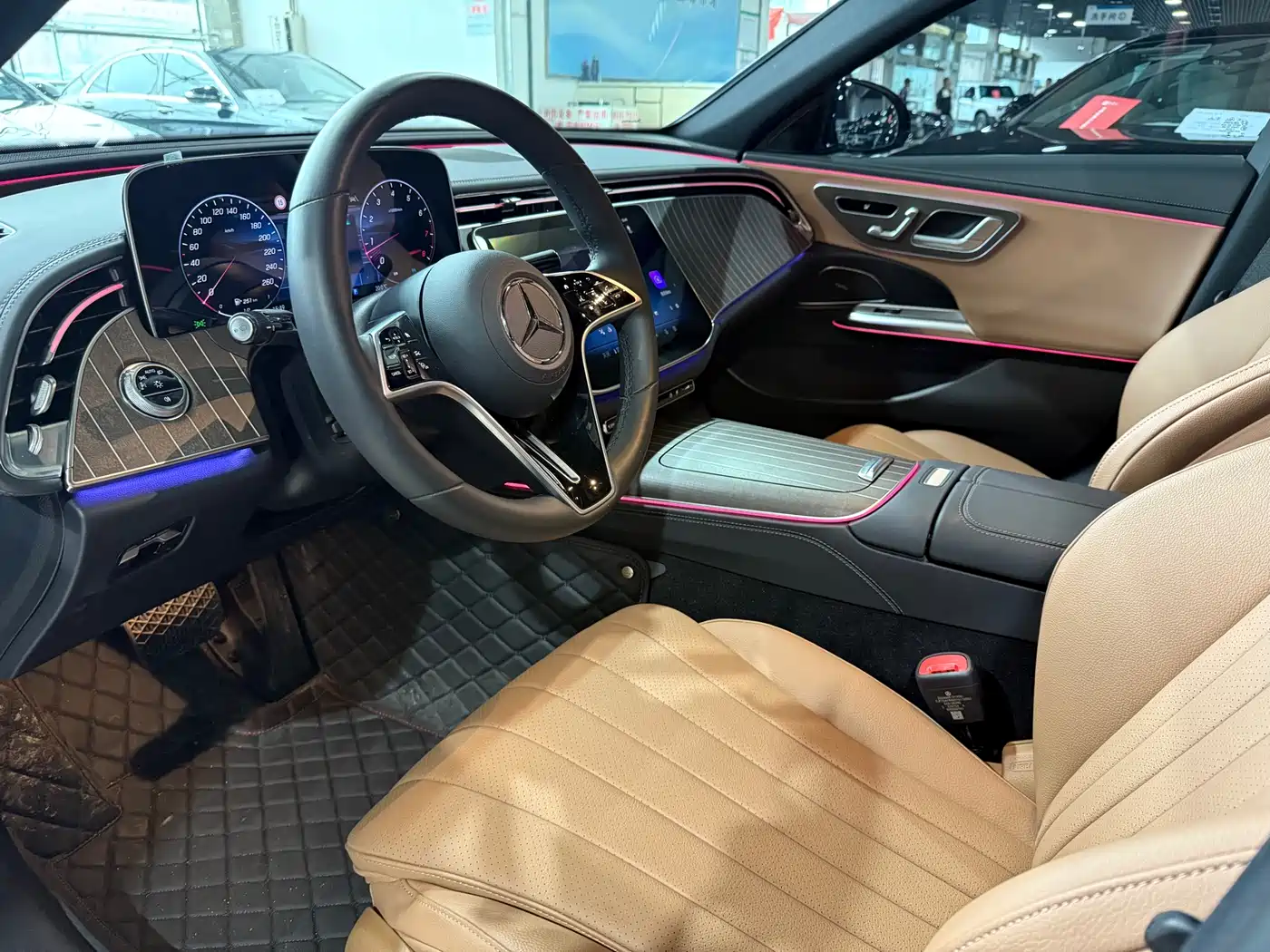 Mercedes-Benz E-Class 2024 E 300 L Fashion фото 5