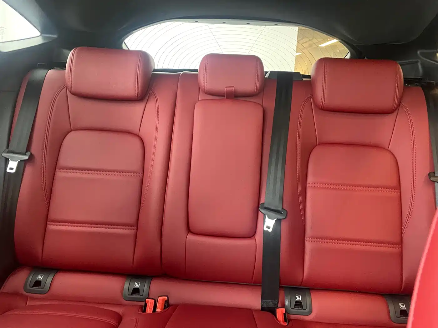 Jaguar E-PACE 2023 2024 Progressive Sport Edition R-DYNAMIC S