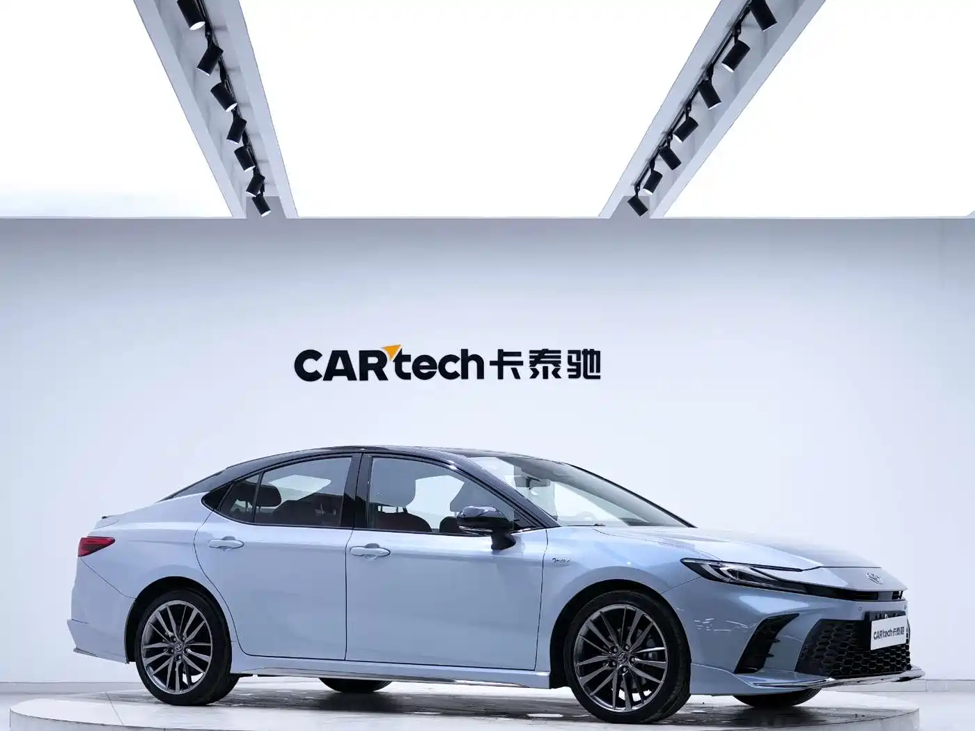 Toyota Camry 2024 Model Dual Hybrid 2.0HXS Sport Plus Edition фото 6