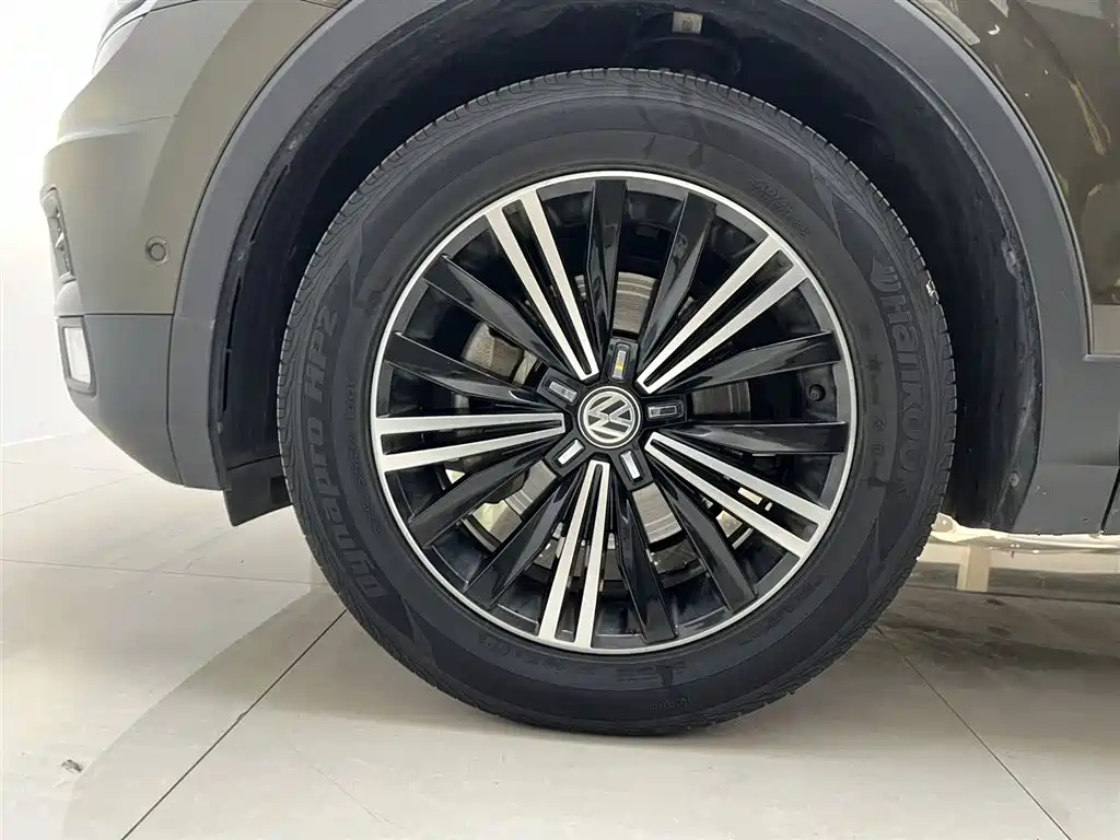 Volkswagen Tiguan L 2017 330TSI Automatic 2WD Flagship Edition фото 8