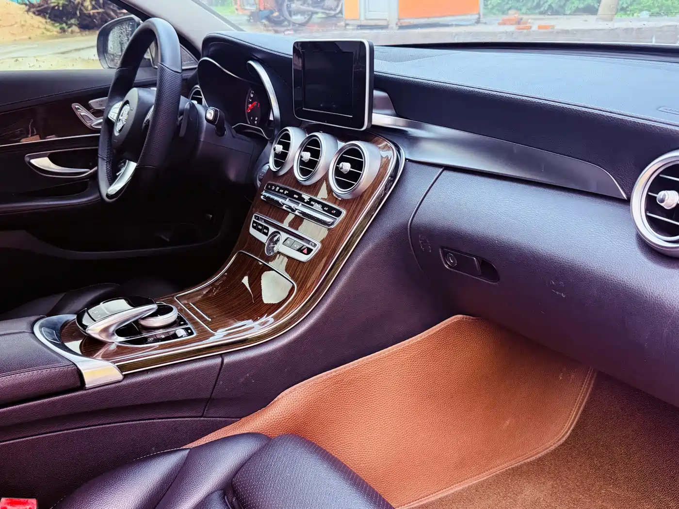 Mercedes-Benz C-Class 2015 2015 C 200 L