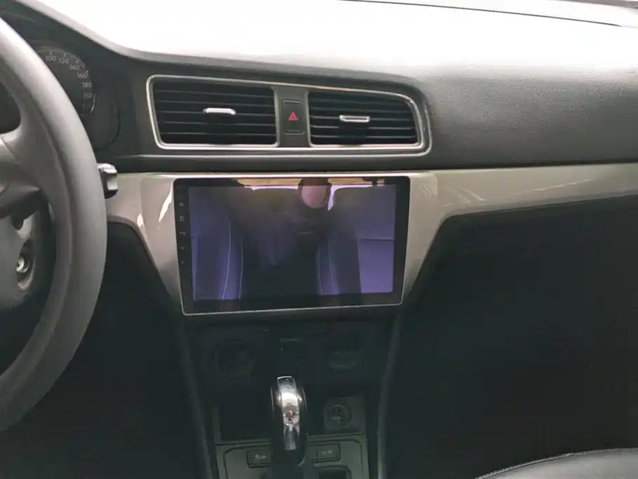 Volkswagen Lavida 2017 1.6L Automatic Trend Edition фото 13