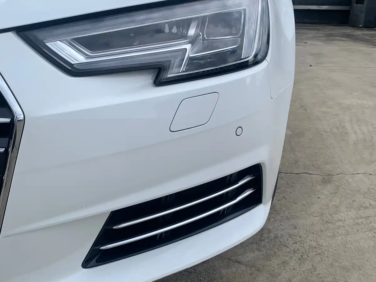 Audi A4L 2018 30th Anniversary 40 TFSI Progressive фото 4