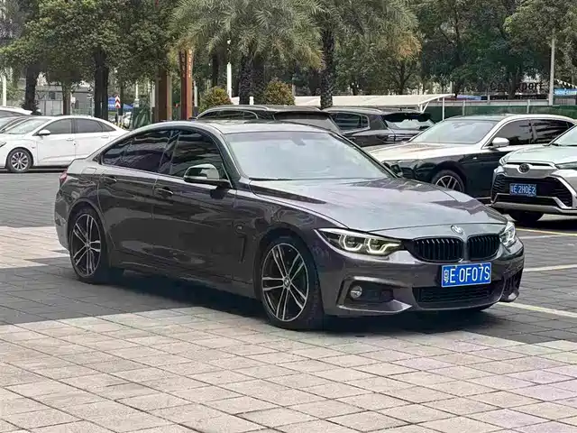 BMW 4 SERIES