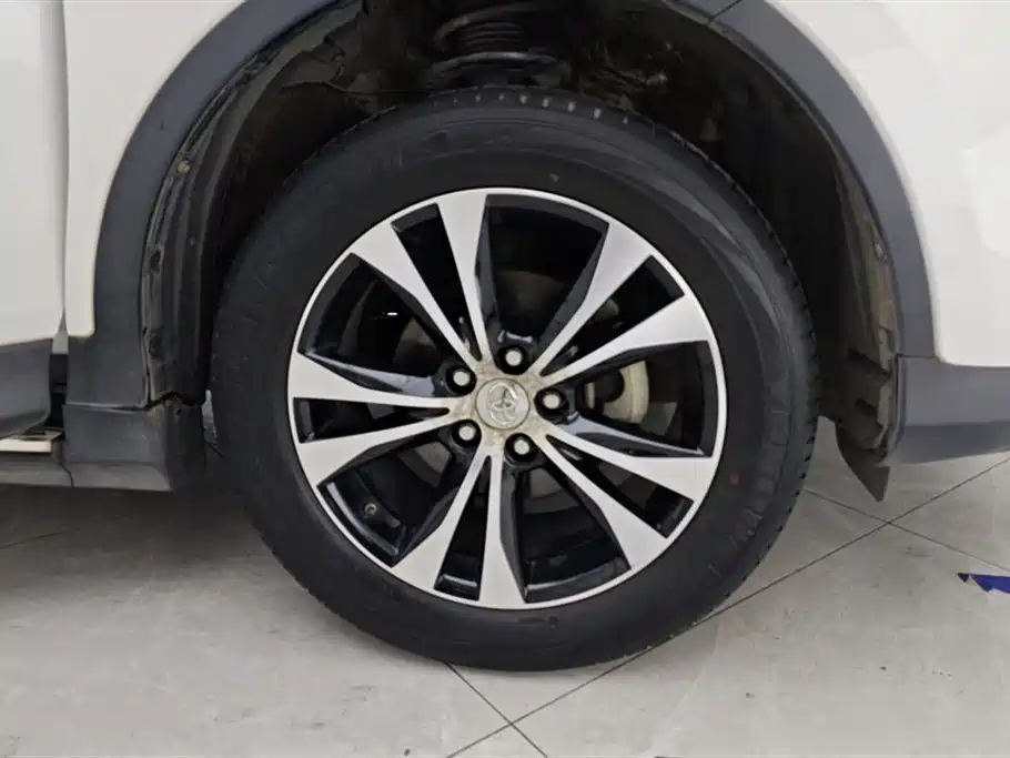 Toyota RAV4 Rongfang 2013 2.5L Auto 4WD Luxury фото 6