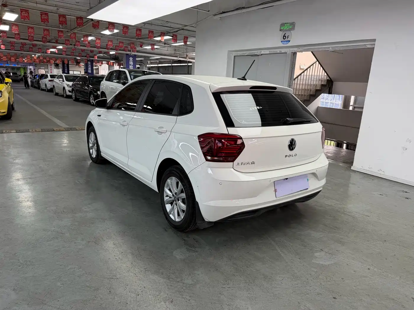 Volkswagen Polo 2022 2023 Plus 1.5L Automatic Colorful Tech Edition