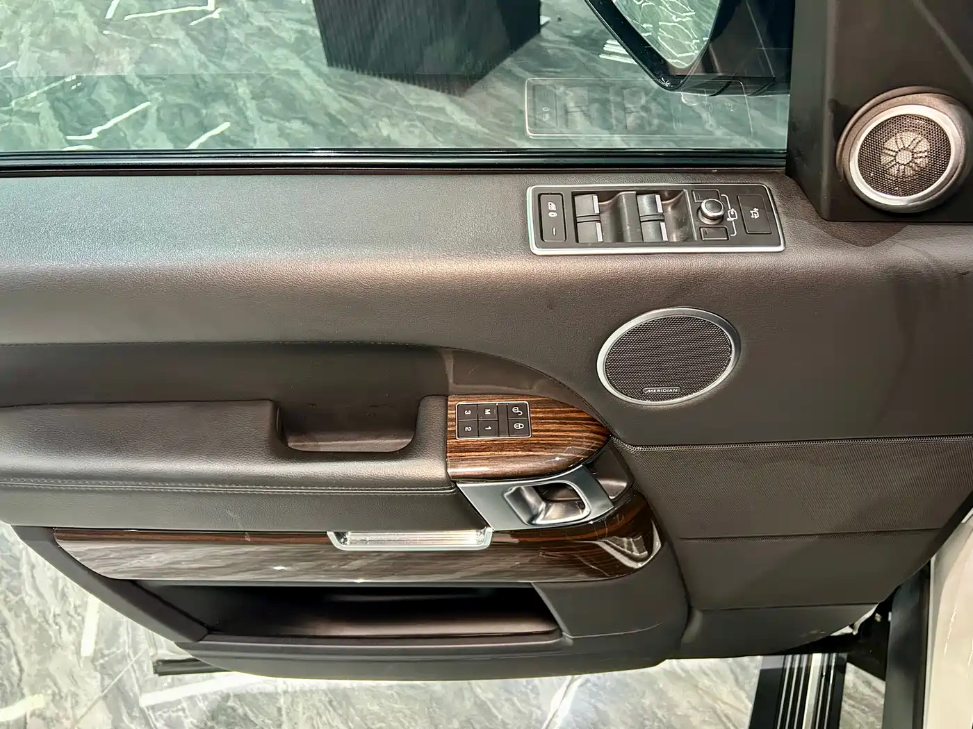 Land Rover Range Rover 2017 3.0 SC V6 Vogue фото 21