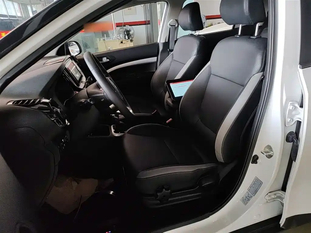 Kia KX1 2021 1.4L CVT Fun Sunroof Version фото 15