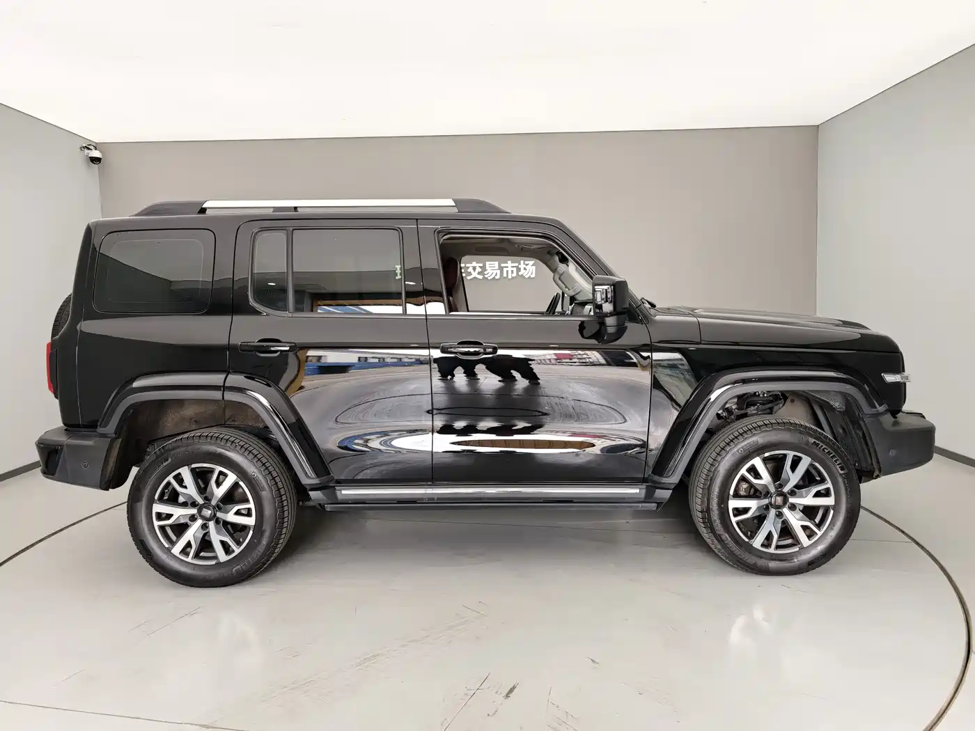 Tank 300 2024 2.0T Explorer фото 4