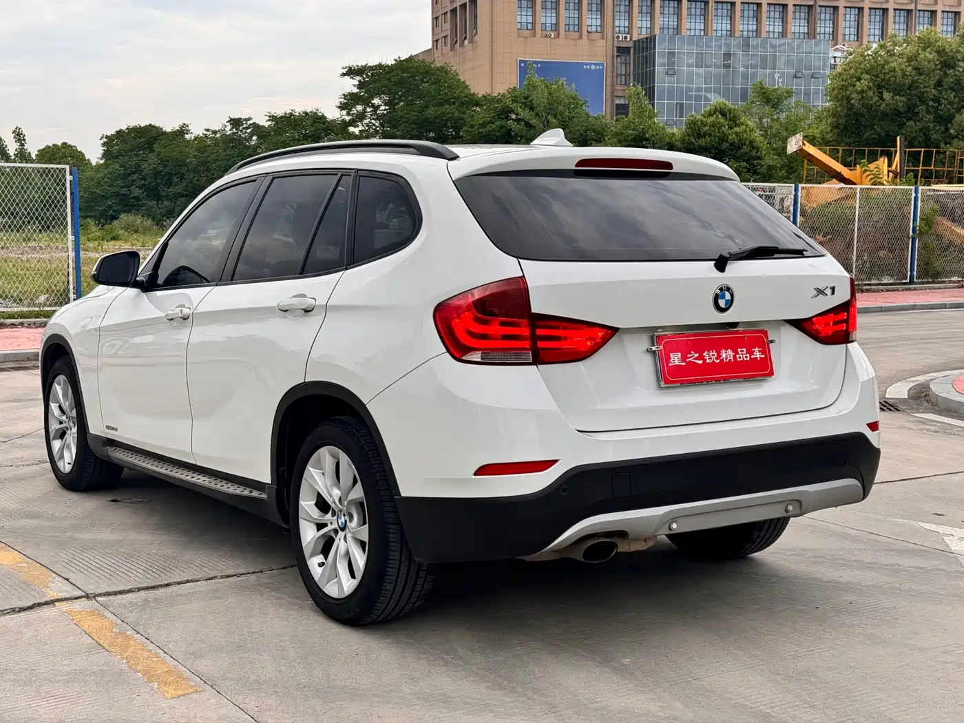 BMW X1 (Import) 2012 sDrive18i Luxury фото 5
