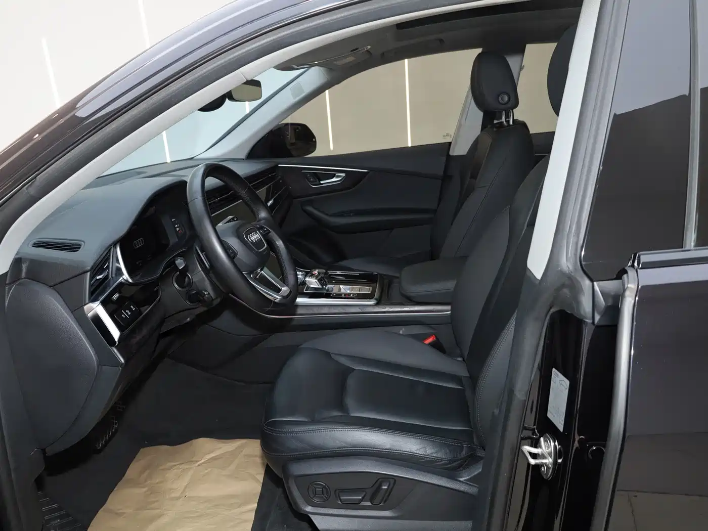 Audi Q8 2021 2021 Model 55 TFSI Luxury Dynamic