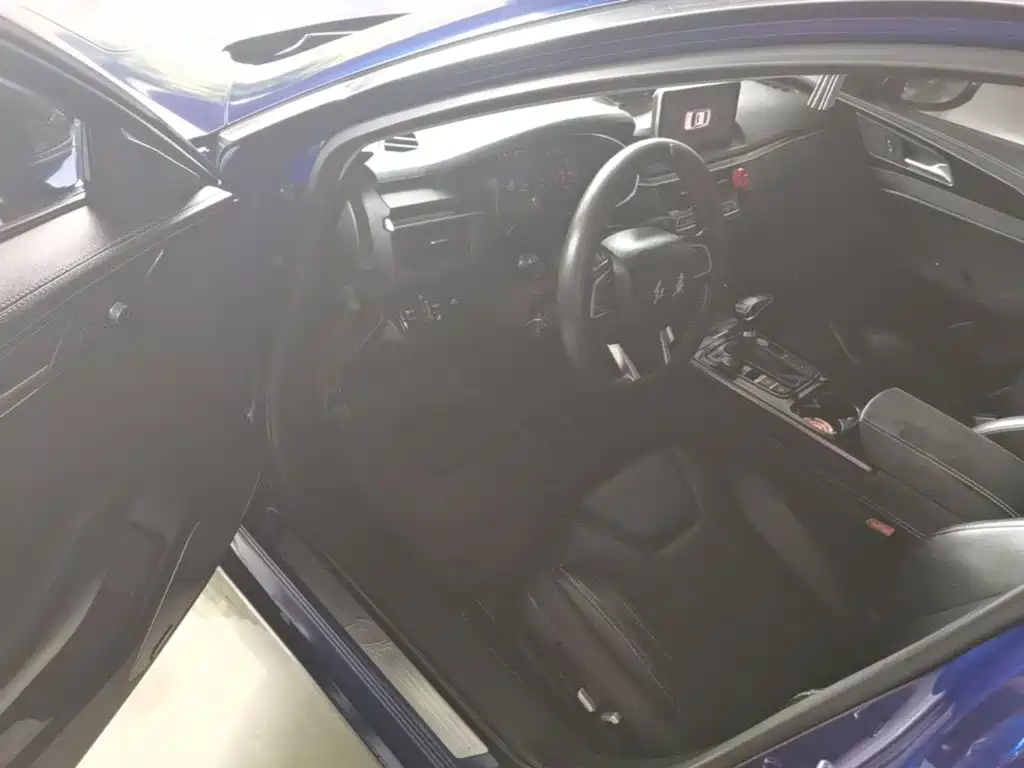 Hongqi H5 2018 2018 30TD Smart Connect Rhythmic Edition
