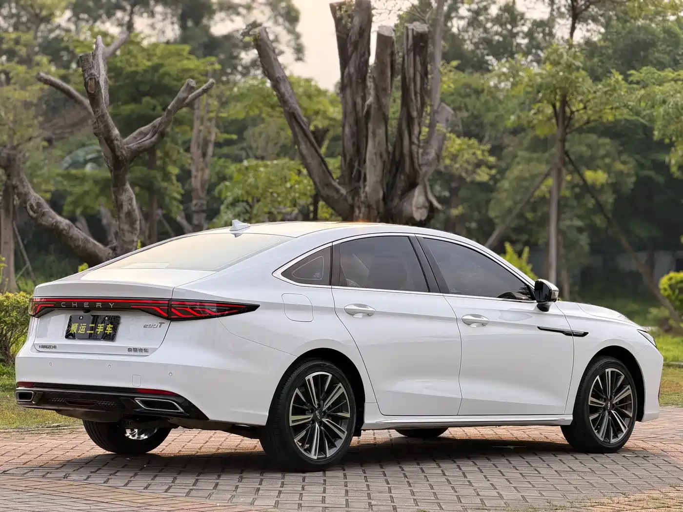 Chery Arrizo 8 PRO 2025 2025 Pro 1.6T Luxury