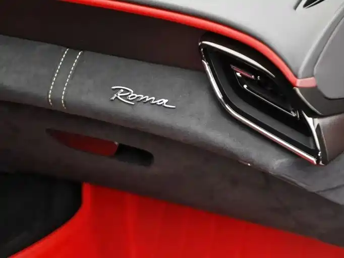 Ferrari Roma 2021 2020 3.9T V8