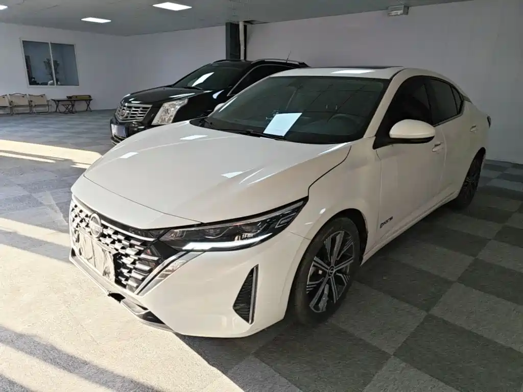 Фото 2 - Nissan Sylphy