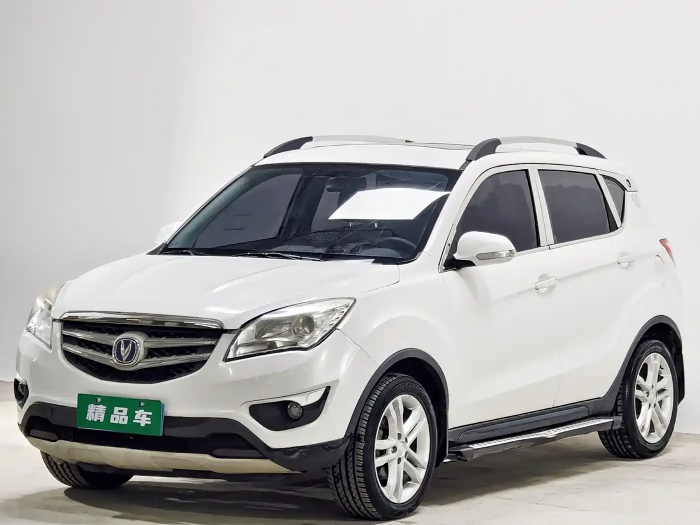 Фото 1 - Changan CS35
