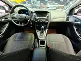 Фото 14 - Ford Focus