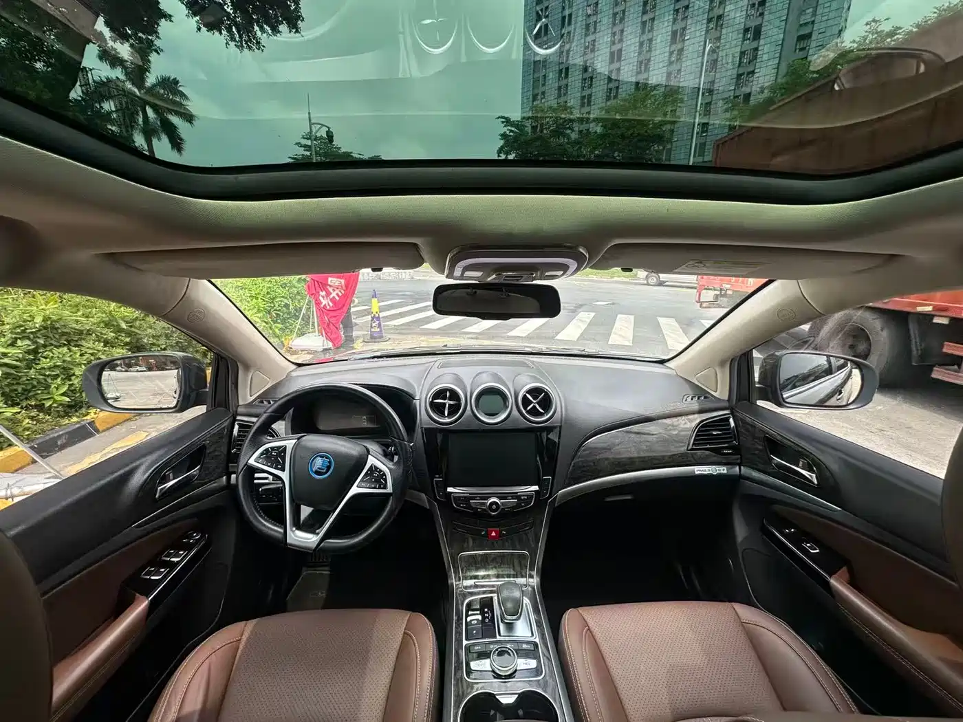 BYD Tang New Energy 2017 2017 Model 2.0T Full-time 4WD Elegance