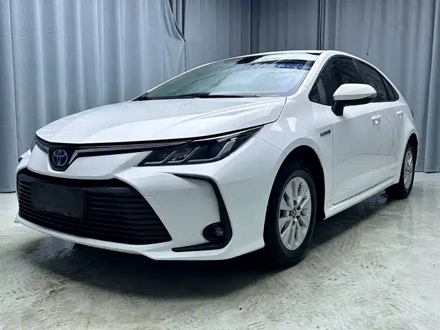 Toyota Corolla 2022 Hybrid 1.8L E-CVT Pioneer Edition — фото 1