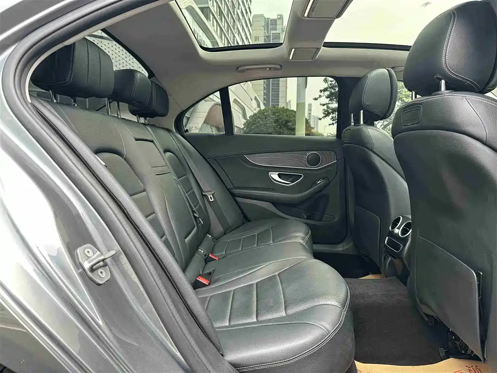 Mercedes-Benz C-Class 2019 C 260 L Sport фото 20